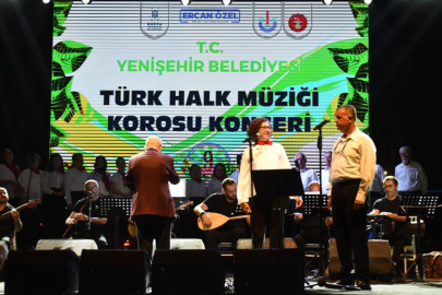 Yenişehir'de festival coşkusu sürüyor: Halk Müziği Korosu yoğun ilgi gördü