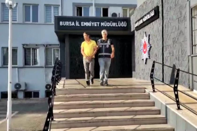 Bursa'da 4 yıldır firari olan şahıs, kıyafet alırken yakalandı!