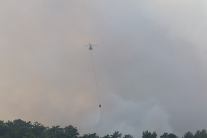 Muğla'daki yangına çok sayıda helikopter ve uçakla müdahale ediliyor