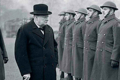 İngiltere eski Başbakanı Churchill'in 83 yıl önce çekilmiş fotoğrafı bulundu