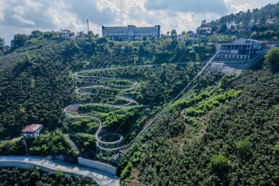 Karadeniz'in ilk ve tek 'dağ kızağı' 3 ayda yarım milyon kişiyi ağırladı