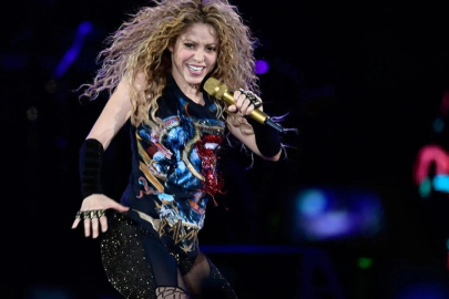 Shakira 'etek altı' çekime sinirlendi