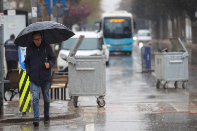 Deprem kentleri için gök gürültülü sağanak uyarısı