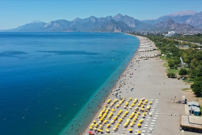 Antalya'da 2024 sonu için hedeflenen turist sayısının aşılması bekleniyor