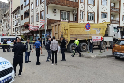 Erzurum'da kamyonun çarptığı yaya öldü