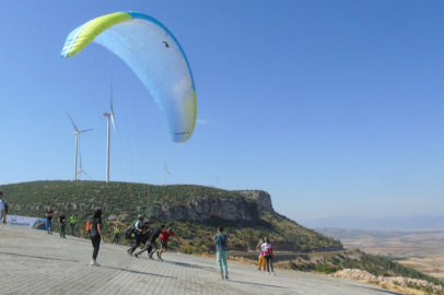 Gaziantep'te Yamaç Paraşütü Festivali başladı