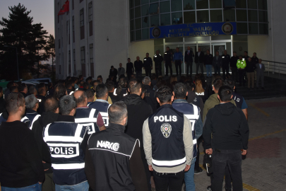 Narkotik operasyonunda 16 kişi tutuklandı