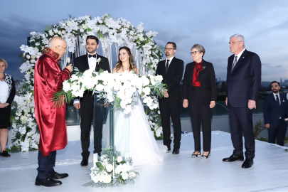 İYİ Parti Genel Başkanı Dervişoğlu, nikah şahidi oldu