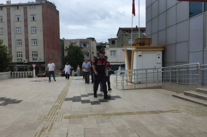 Polisi yaralayan şahıslardan 2'si tutuklandı