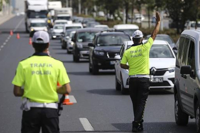 Trafikte bir haftada 466 bin 170 sürücüye işlem