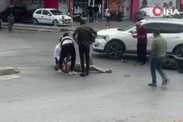 Antalya'da motosiklet ve otomobil çarpıştı: 1 yaralı