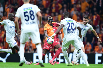 Galatasaray, evinde Kasımpaşa ile 3-3 berabere kaldı