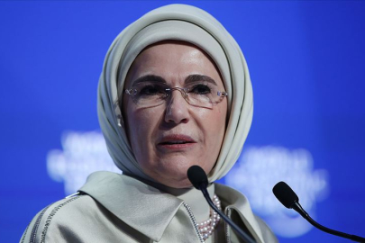 Emine Erdoğan, CMI Martti Ahtisaari Barış Vakfı temsilcilerini kabul etti