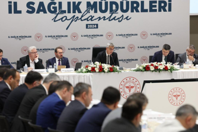 Bakan Memişoğlu, il sağlık müdürleri ile bir araya geldi