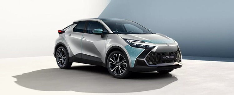 10- TOYOTA C-HR