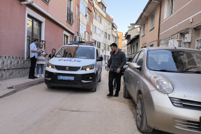 Bursa'da korku dolu anlar! Eski nişanlısının önünü kesip ateş etti