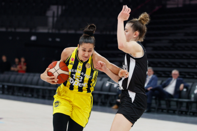 FIBA Kadınlar Süper Kupa'da kazanan Fenerbahçe