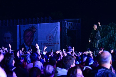 Haluk Levent, İstanbul Kültür Yolu Festivali'nde konser verdi