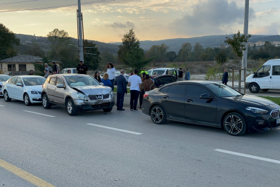  Bolu'da zincirleme kazada 4 araç birbirine girdi