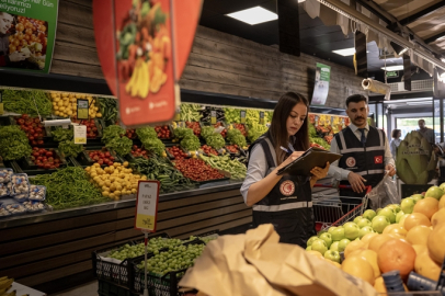 Ticaret Bakanlığı'ndan 81 ilde fahiş fiyat denetimi! Marketlere ceza yağdı