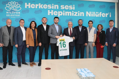 Bursaspor yönetiminden Başkan Şadi Özdemir’e ziyaret