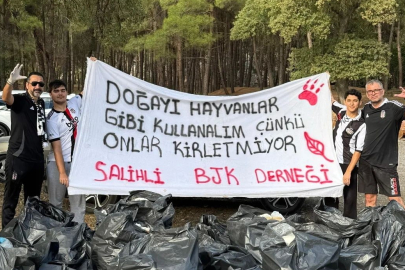 Piknikçilerin kirlettiği bölgeyi Beşiktaşlı taraftarlar temizledi