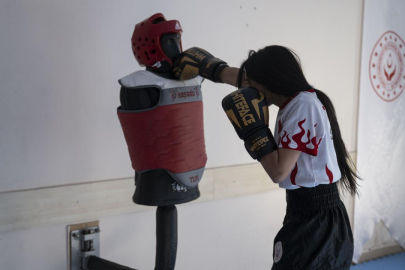 Devlet korumasındaki Sude'nin hedefi, Wushu'da Avrupa şampiyonluğunu yaşamak