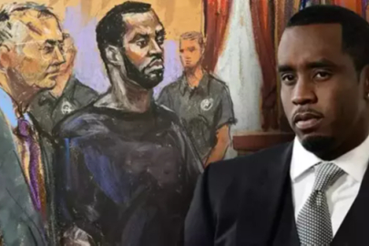 Diddy, duruşma boyunca etrafına bakıp sırıttı