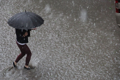 Meteoroloji'den 3 bölge için yağış uyarısı