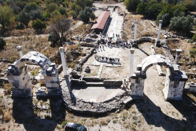 Stratonikeia Antik Kenti'nde anahtar taşıma töreni canlandırıldı