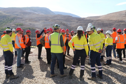 Erzincan'da 9 kişinin öldüğü altın madeni, gazetecilere gezdirildi