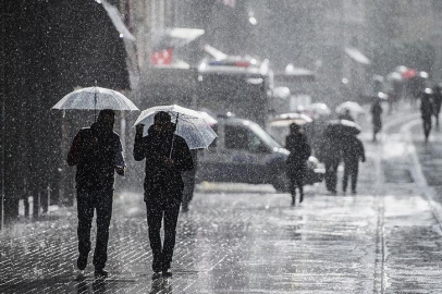 Karadeniz'in kıyı kesimleri için kuvvetli yağış uyarısı