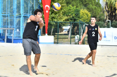 Liseliler Plaj Voleybolu Şenliği tamamlandı