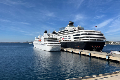 Bodrum'a iki kruvaziyerle 1204 yolcu geldi