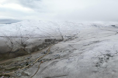 Giresun'un yüksek kesimlerine kar yağdı