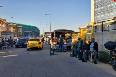 Bursaspor maçı öncesi saha etrafı festival alanına döndü