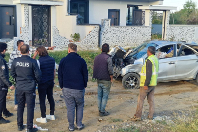 Sakarya'da duble yolda kontrolden çıkan araç takla attı: 3 yaralı var