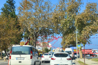 Cumhuriyet coşkusunu Mudanya'da trafik yoğunluğu oluşturdu