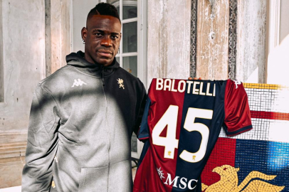 Mario Balotelli, Genoa'yla anlaştı