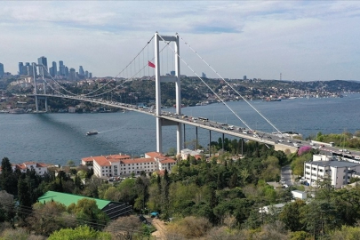 İstanbul Boğazı'nda gemi trafiği çift yönlü askıya alındı