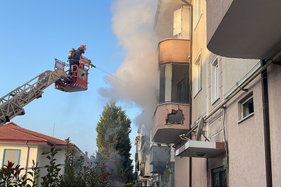 Sakarya'da piknik tüpünün patlamasıyla çıkan yangında ev hasar gördü