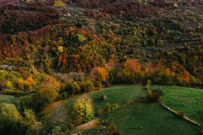 Bosna Hersek'in güneyi sonbahar renklerine büründü