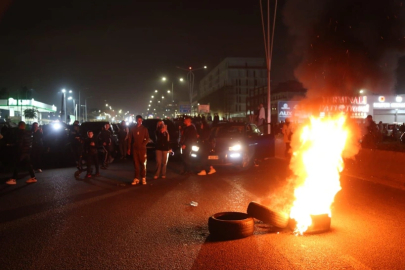 Arnavutluk'ta protesto eylemleri devam ediyor!