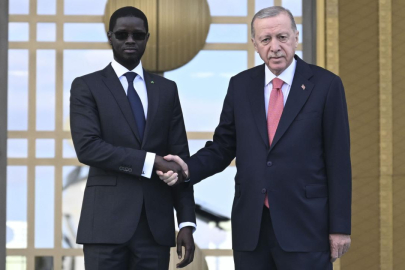 Cumhurbaşkanı Erdoğan, Senegal lideri Fay'ı resmi törenle karşıladı