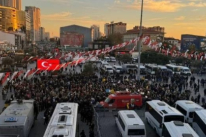 CHP Grup Başkanvekili Gökhan Günaydın, Esenyurt Meydanı'nda konuştu