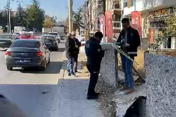 İnşaatın bodrumunda erkek cesedi bulundu