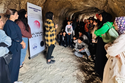 Kadınlar ile çocuklar Palu'nun tarihi ve turistik yerlerini gezdi