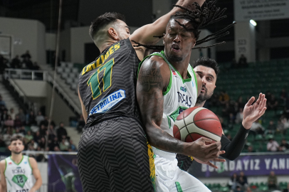 Tofaş: 93 - Petrolina AEK: 61