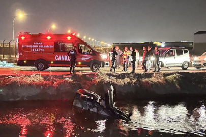 Adana'da otomobil sulama kanalına düştü