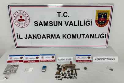 Samsun'da bir evde  tarihi eser ve uyuşturucu ele geçirdi